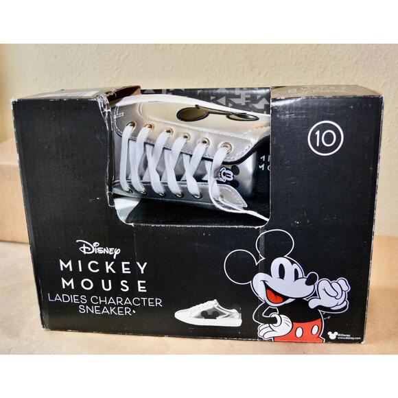 Disney Shoes - Disney Mickey Mouse Ladies Character Sneakers Size 10. Awesome Low Tops